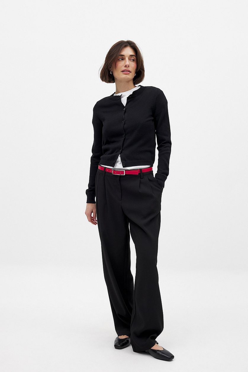 The Esen Cardigan - Black