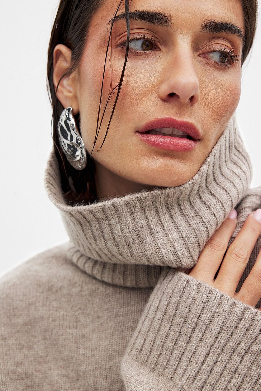 Aria Soft Turtleneck