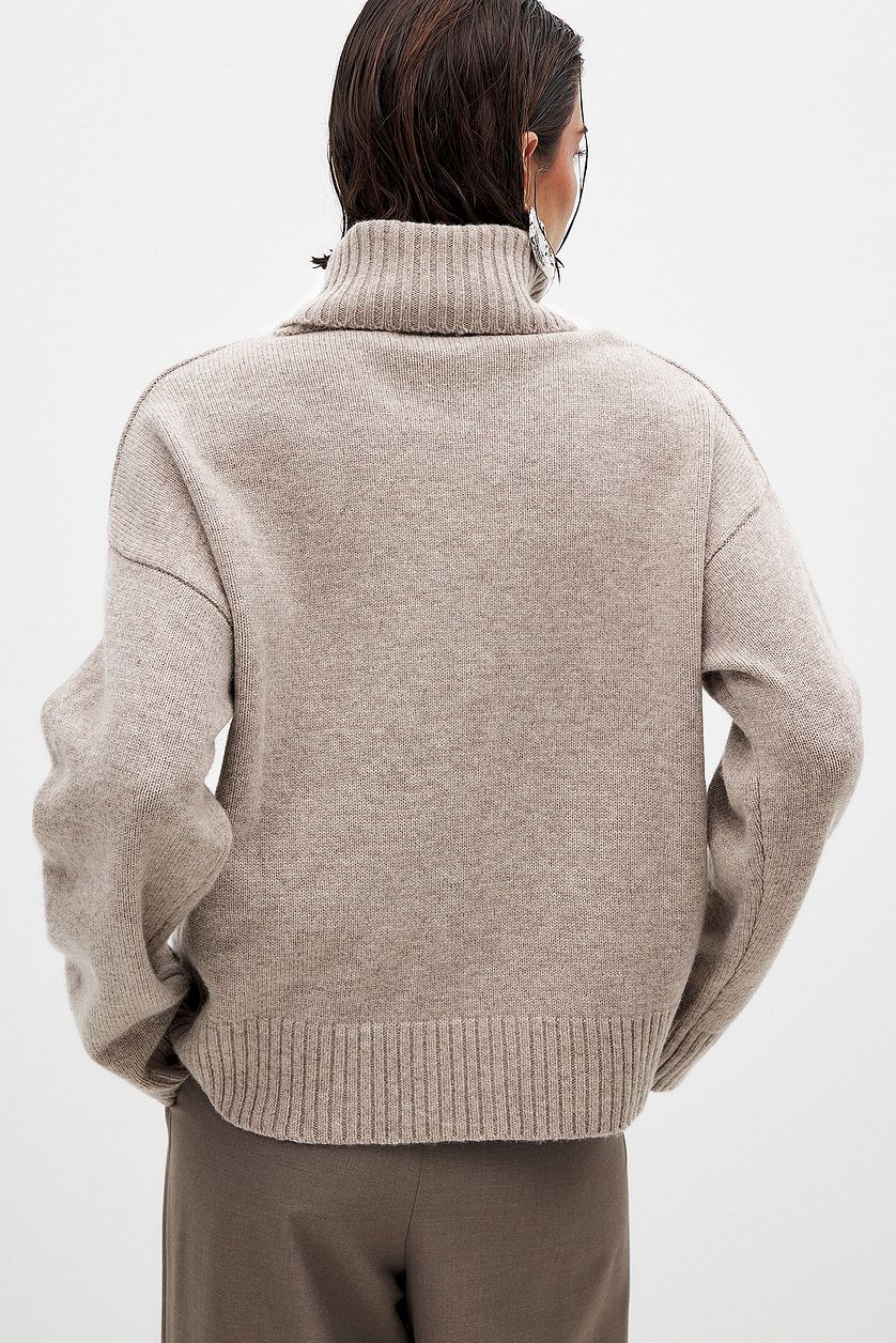 Aria Soft Turtleneck