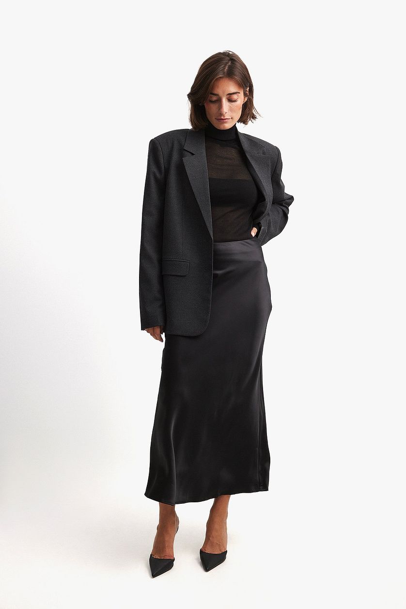 The Nalis Skirt - Black